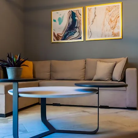 Cozy Modern Inside The Center Apartmán *