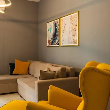 Cozy Modern Inside The Center * Soluň